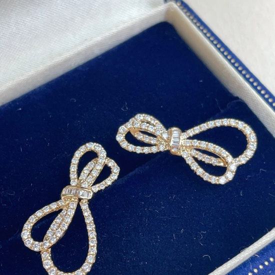 14k Gold 0.84 Ct Natural H Diamond Earrings