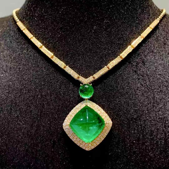 14k Gold 6.8 Ct Natural Emerald & Diamond Necklace