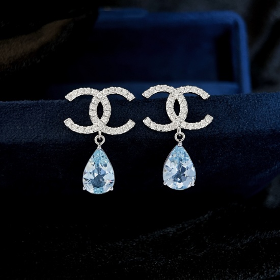14k Gold 2.72 Ct Natural Aquamarine & Diamond Earrings