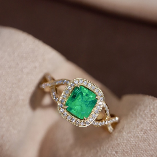 14k Gold 0.83 Ctw Vivid Green Natural Emerald & Diamond Ring