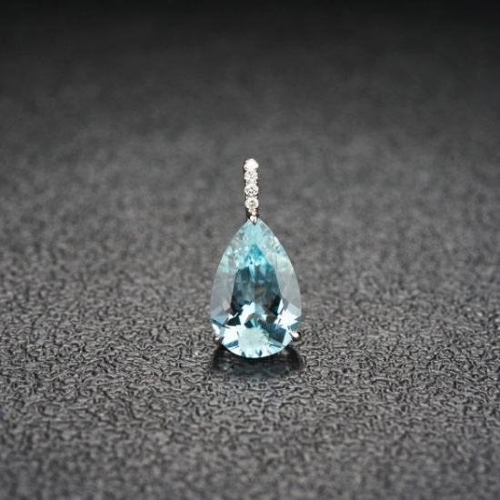 14k Gold 3.15 Ct Natural Aquamarine & Diamond Pendant( Without Chain )