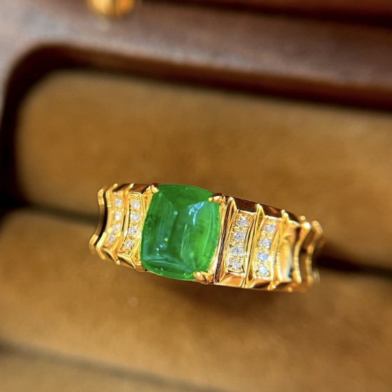 14k Gold 1.42 Ctw Vivid Green Natural Emerald & Diamond Ring