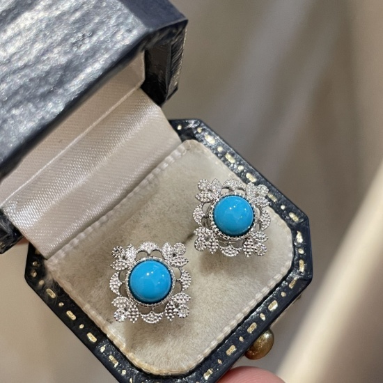14k Gold 1.2 Ct Natural Blue Turquoise & Diamond Earrings