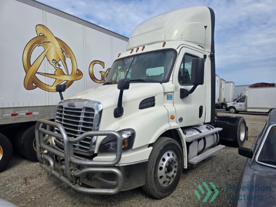 2018 FREIGHTLINER X11342ST DAY CAB