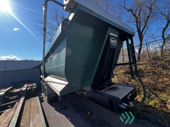 2011 Mac 30' End Dump Trailer - Aluminum - Tri Axle - Heavy Duty Aggregate Trailer