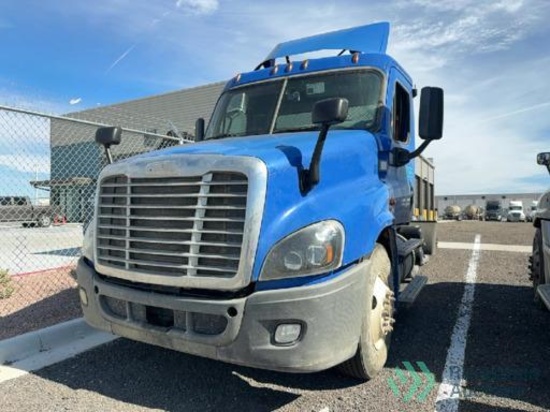 2017 Freightliner Cascadia Day Cab Truck