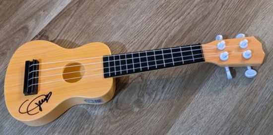 Taylor Swift signed Ukulele with coa