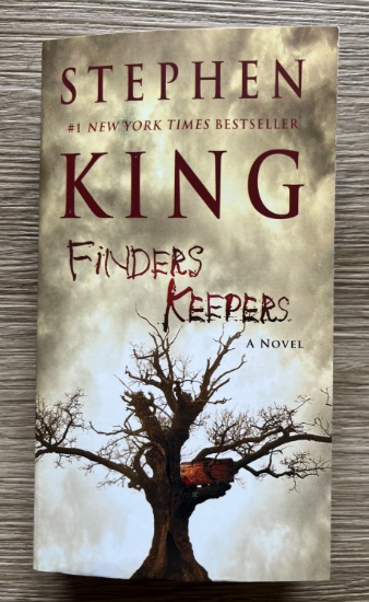 Stephen King Signed Book Finders Keepers With COA