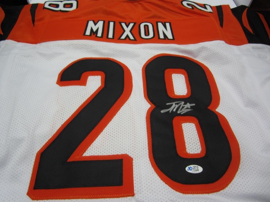 Joe Mixon signed Jersey Five Star Certified