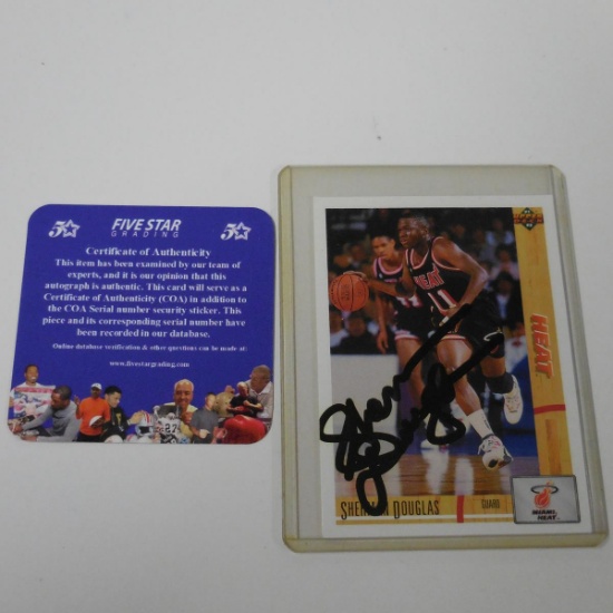 AUTHENTIC 1991-92 UPPER DECK SHERMAN DOUGLAS AUTOGRAPHED CARD COA