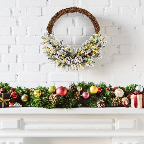 Pre-lit Snow Flocked Artificial Christmas Wreath