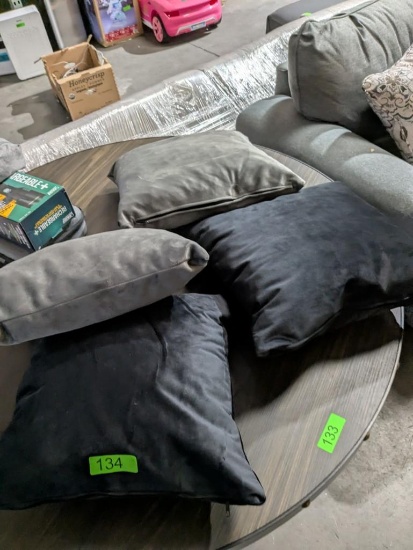 4 Velvet Soft Decorative Square Throw Pillows (2 Grey/2 Black)