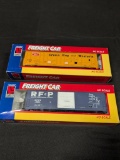 Set of 2 electric model train box cars
