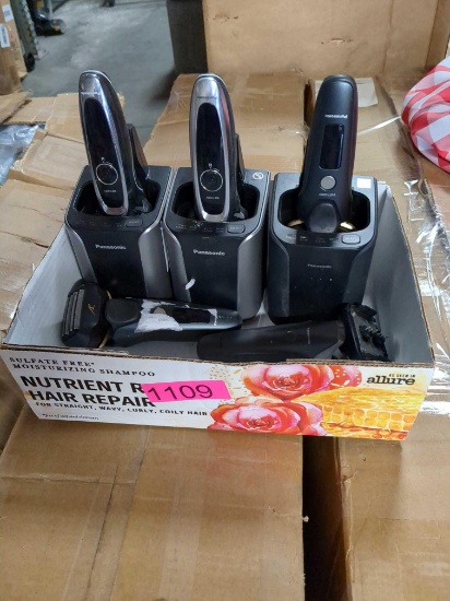Box of Miscellaneous Panasonic Shavers & Charging Bases