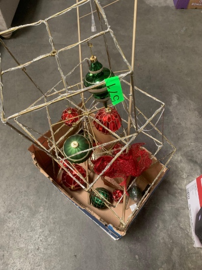 Christmas Ornament Decoration w/ Lights