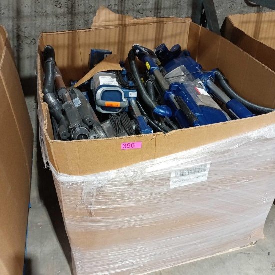 pallet of 15 or more shark upright lift away power vacuum cleaners