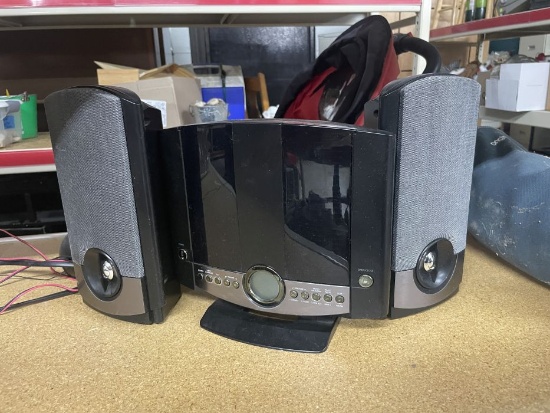 GPX CD Home Music System â€“ HM3817DT