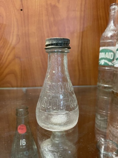 Esquire Scuff-Kote Shoe Polish Bottle (c. 1940s)