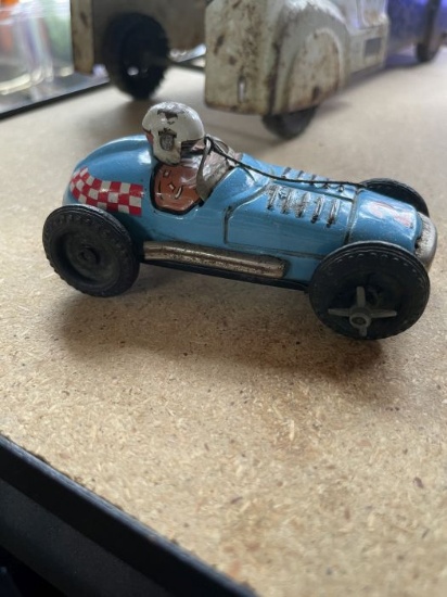 Vinate Blue Racer Tin Toy Car