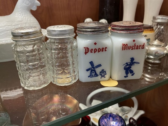 4 salt and pepper shakers