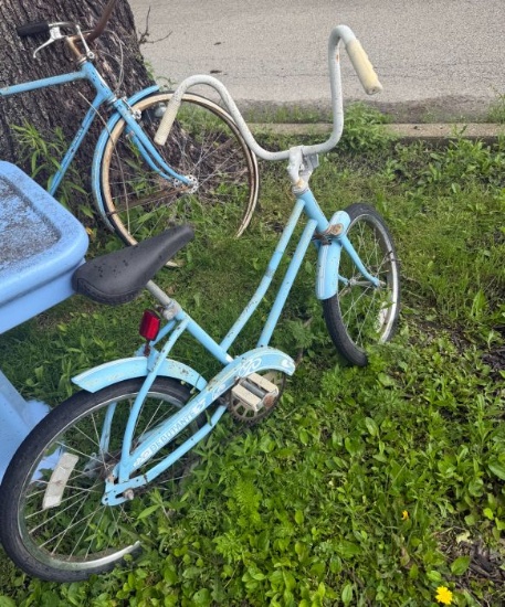 Blue ROADMASTER Vintage Bicycle