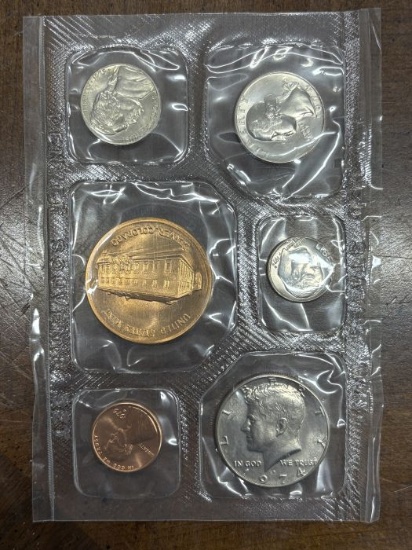 1976 U.S. Mint Uncirculated Coin Set