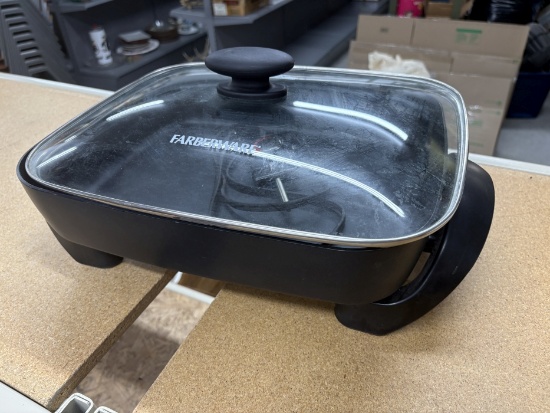 Farberware Electric Skillet with Glass Lid