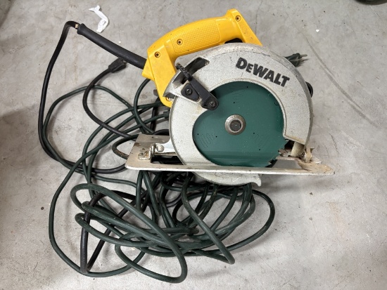 DeWalt Corded Circular Saw