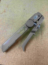Metal Lever-Operated Hand Tool
