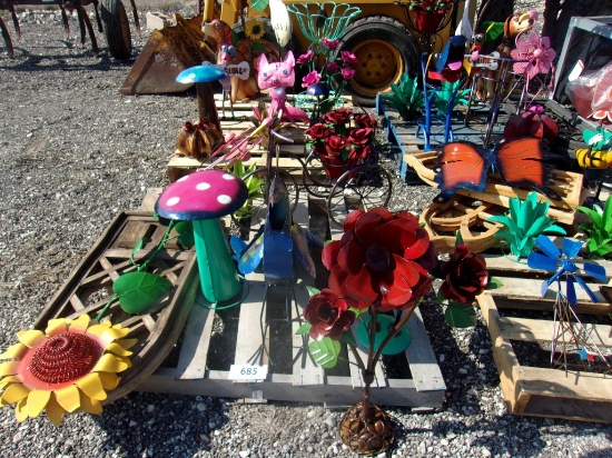 Pallet of Metal Art