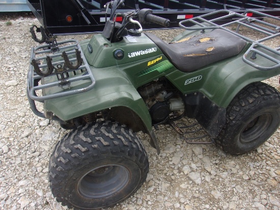 Kawasaki 250 4-Wheeler   (KEY)