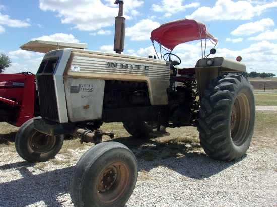 White Tractor    Diesel    (KEY)