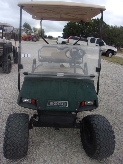 EZ-GO Electric Golf Cart   (KEY)