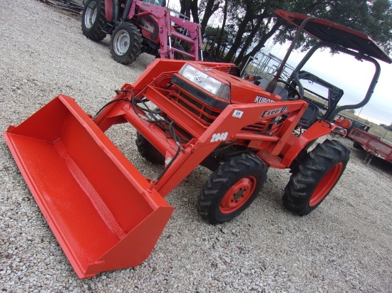 Kubota L3000 DT Diesel Tractor 4WD   (KEY)