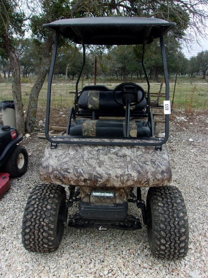 Electric Club Car    (KEY)