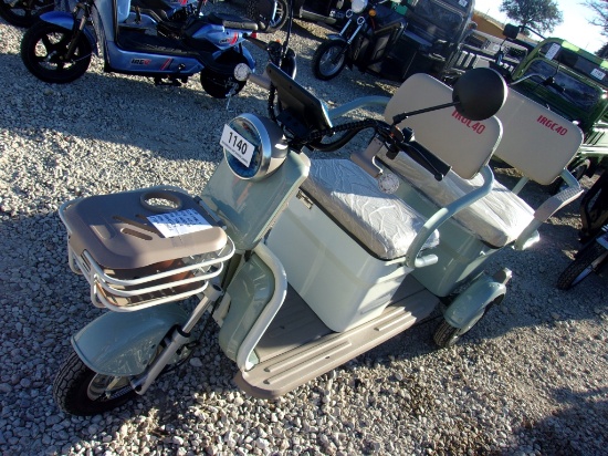 High-End Mini Golf Cart ($50 FEE)