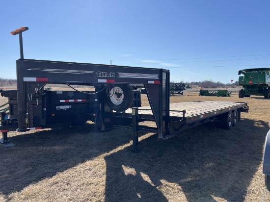 1995 Titan 24ft Gooseneck Trailer