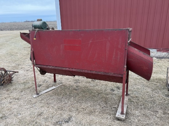 Yetter Spiral Grain Cleaner