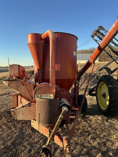 Gehl 95 grinder mixer *New Boston*