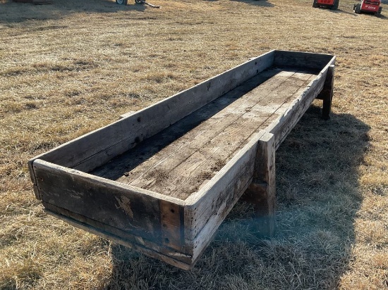 Wood Feed Bunk *ROSEVILLE*
