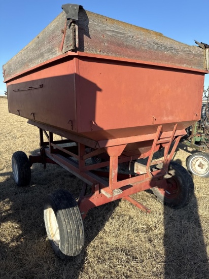 GRAVITY WAGON WITH EXTENSIONS *ROSEVILLE*