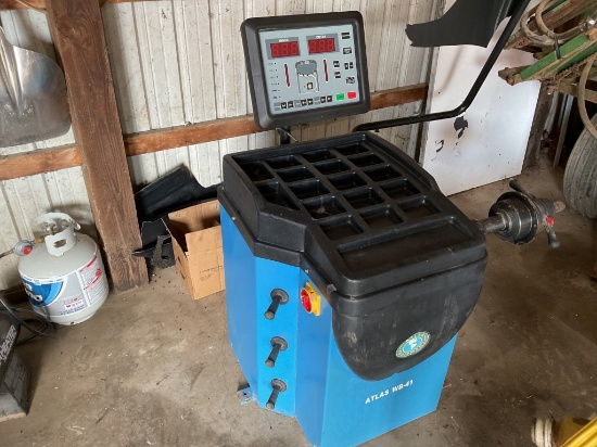 Atlas WB-41 Tire Balancer *ROSEVILLE*