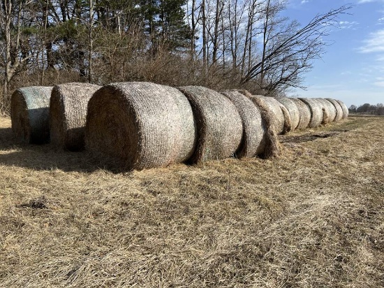 Round bales *ROSEVILLE*