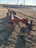 INTERNATIONAL 510 4 BOTTOM PLOW *ROSEVILLE*
