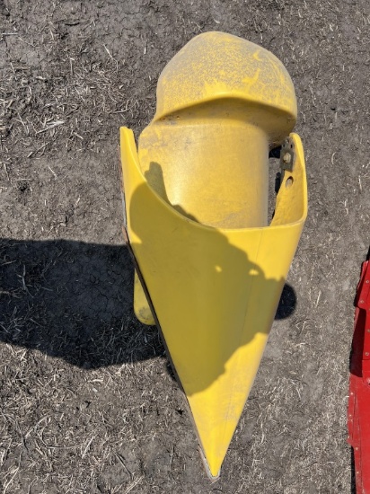 (1) New Holland Polly Snouts