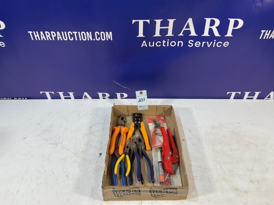 Lineman pliers, Wire stripper and Misc.