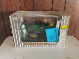 1/16 Scale JD 4020 Diesel