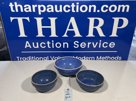 Blue pottery bowls