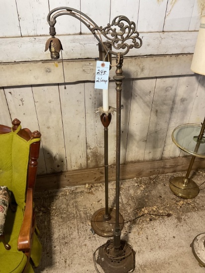 2 floor lamps