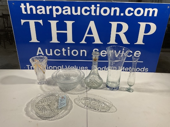 9 pieces of glassware